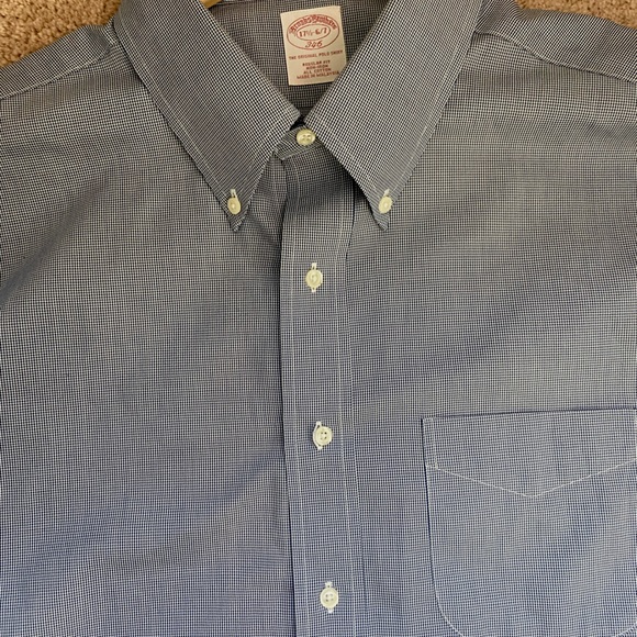 Brooks Brothers Other - Brooks Brothers dress shirt that is ready to impress anywhere you go right away.